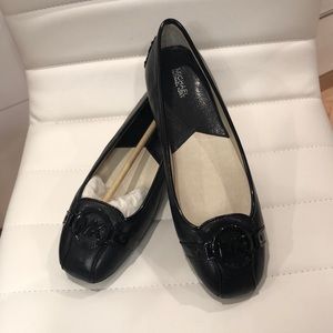 MICHAEL Michael Kors flats sz 9.5